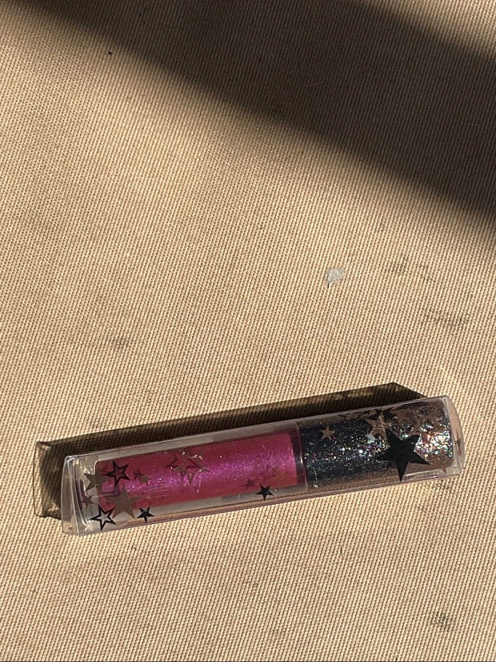 MAC Sparkle Lip Gloss in Shimmering Fuchsia, Star Memoire